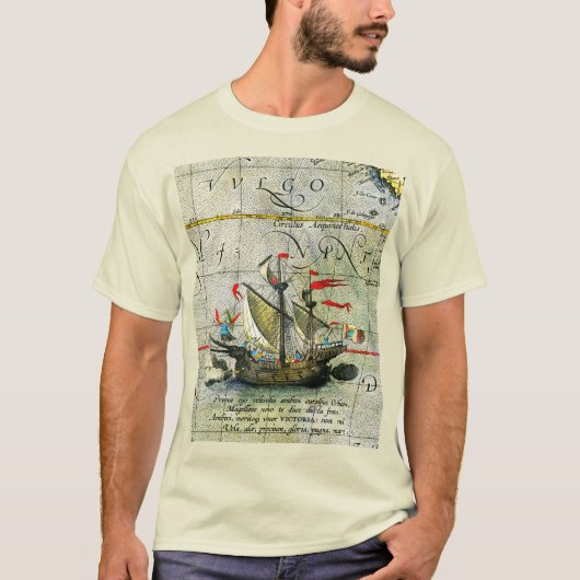 Magellans schip Victoria, Antiek kaart Stille Ocea T-shirt (Voorkant)