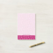 Magenta Berry Pattern Post-it® Notes (Op bureau)