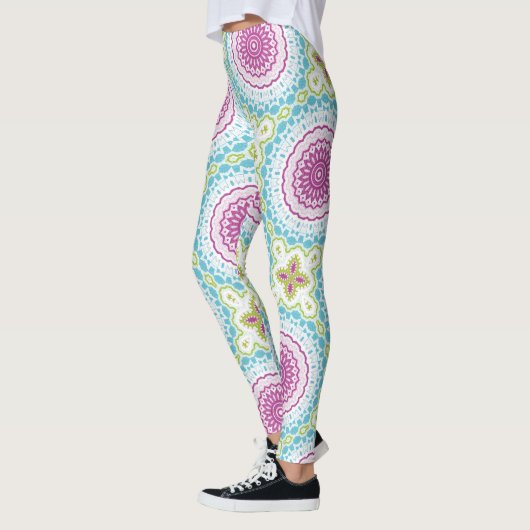 Magenta blauw en groen mandala patroon leggings (Links)
