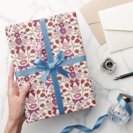 Magenta Bogen en Bloesems Patroon Cadeaupapier (Geschenken)