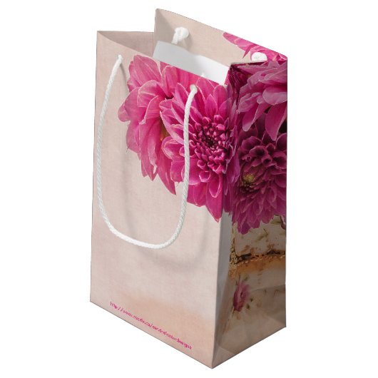 Magenta Dahlias Klein Cadeauzakje (Achterkant Gekanteld)