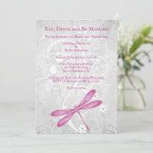 Magenta Dragonfly Wedding Rehearsal Dinner Invite Kaart (Staand voorkant)