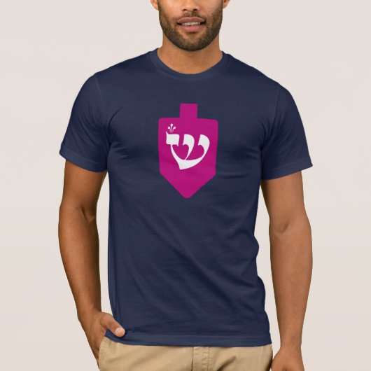 Magenta Dreidel Hebrew Letter Shin Hanukkah T-shirt (Voorkant)