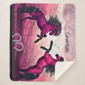 Magenta Fantasy Horses in Cartoon Dot Sherpa Deken (Voorkant)