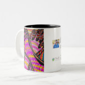 Magenta & Gele Handen Koffie Mok (Voorkant links)