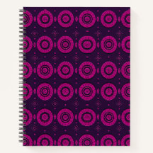 Magenta Geometrisch Cirkelpatroon Spiraal Notitieb