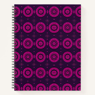Magenta Geometrisch Cirkelpatroon Spiraal Notitieb Notitieboek