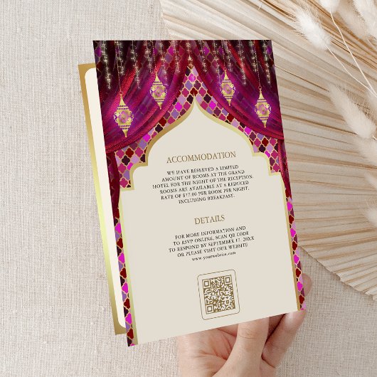 Magenta Goud Bloemengordijn Indische Hindoe Bruilo