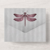 Magenta Jeweled Dragonfly bruiloft All In One Uitnodiging (Achterkant)
