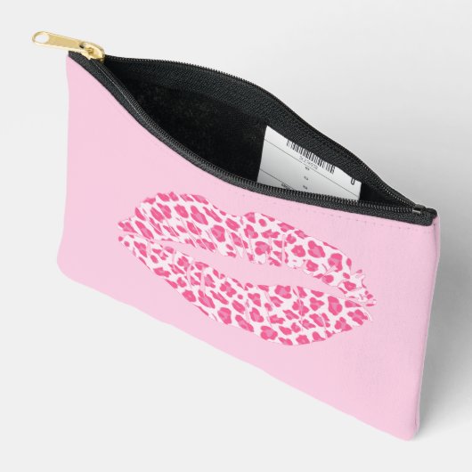 Magenta Leopard Kiss - Roze Etui (Open)