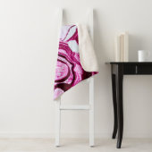 Magenta marble texture sherpa deken (In situ)