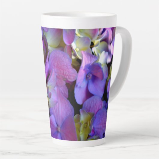 Magenta Paars blauw Hydrangeenbloemen Latte Mok (Rechterhoek)