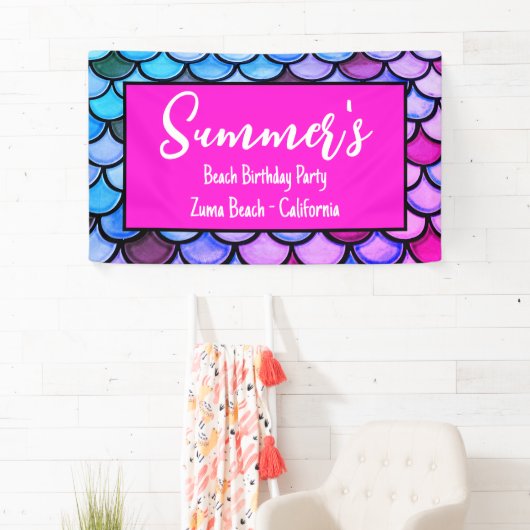 Magenta Paarse Blauwe Zeemeermin Schalen Strand Ve Spandoek (Insitu)