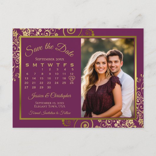 Magenta Plum Gold Wedding Save Datum Kalender Foto Aankondigingskaart (Voorkant)