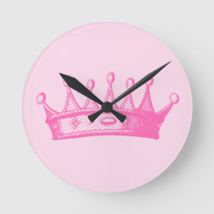 Magenta Princess Crown op roze achtergrond Ronde Klok