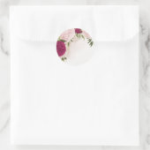 magenta roze bloemen groen bruiloft ronde sticker (Tas)