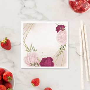 magenta roze bloemen groen trouwen servet