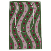 Magenta Roze Groen Springtime Polka Dot Patroon Medium Cadeauzakje (Voorkant)