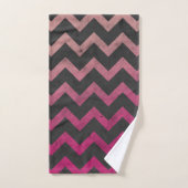 Magenta roze rood ombre donkergrijs chevron patroo bad handdoek (Handdoek)