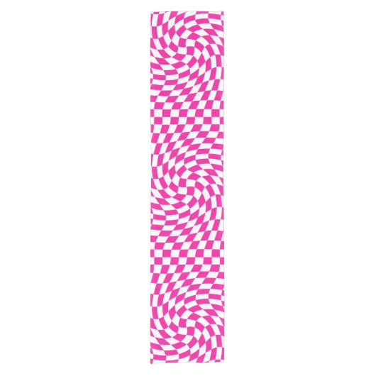Magenta Roze & Wit Warped Chic Checkered Pattern Korte Tafelloper (Voorkant)