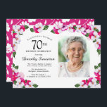 Magenta roze witte foto 70th Birthday Kaart<br><div class="desc">Een elegant lijst waterverf pansies omringt je details en foto van je 70ste verjaardagsfeestje. De heldere en kleurrijke magenta, roze en witte bloem is perfect voor een lente- of zomerfeest. Al tekst is editable zodat kunt u enkel het juiste beeld creëer. De achterkant van de uitnodiging is een levendige witte...</div>