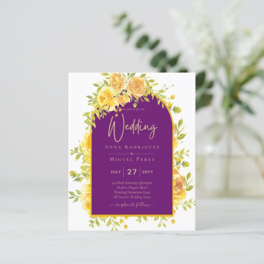 Magenta Yellow Roses Plum Paars Gold Wedding (Staand voorkant)