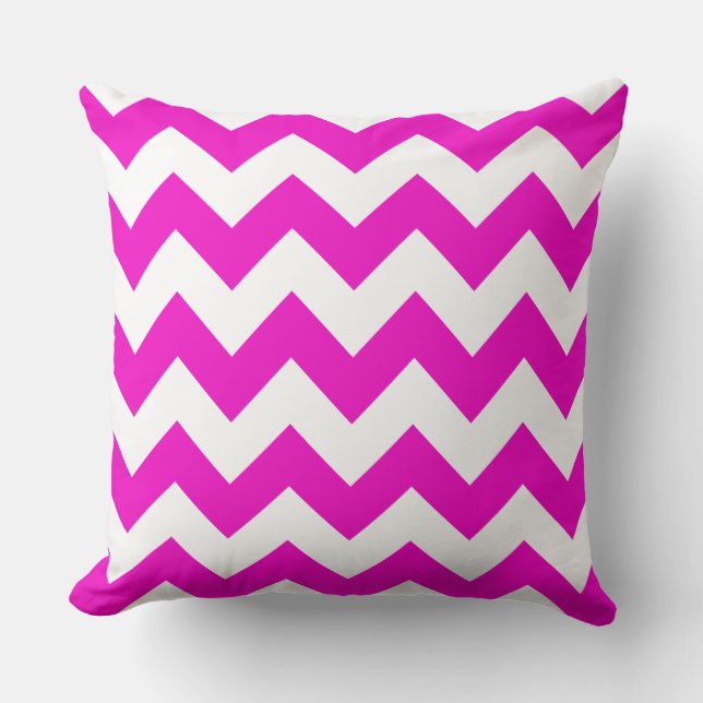 Magenta Zig Zag Striped Pillow Kussen (Voorkant)