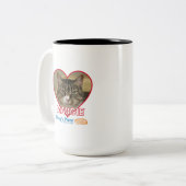 Maggie Mok (Voorkant links)