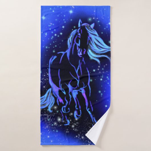 Magic Blue Horse die op de maanlichte Sterrennacht Badhanddoek (Badhanddoek)