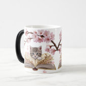 Magic Morphing Kitten Mug – Whimsical Cat Magische Mok (Voorkant links)