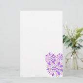 Magic Petals Purple Flowers Briefpapier (Staand voorkant)