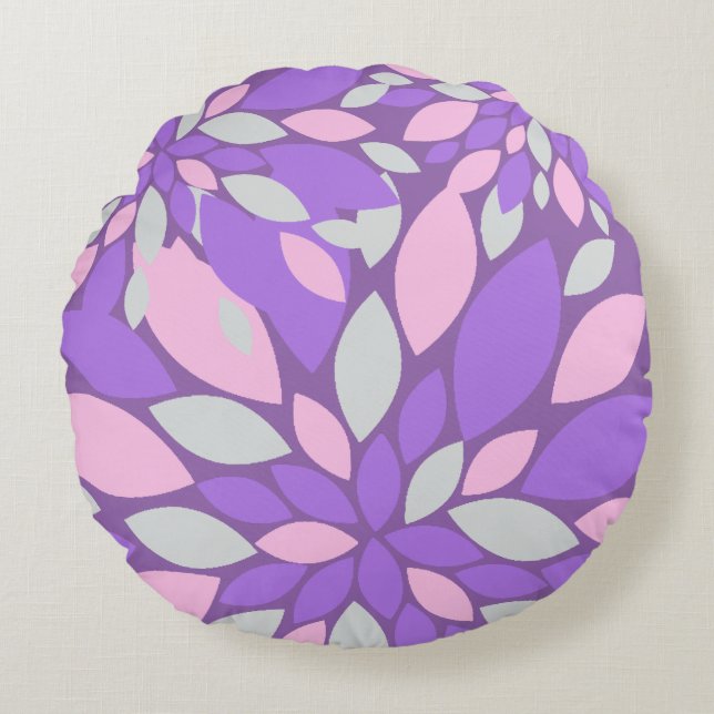 Magic Petals Purple Flowers Rond Kussen (Voorkant)
