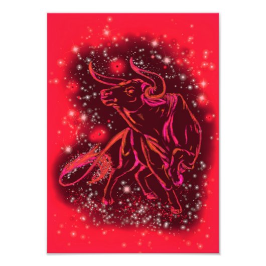 Magic Red Neon Bull onderweg - verbluffende Sterre Foto Afdruk (Voorkant)