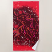 Magic Red Neon Bull onderweg - verbluffende Sterre Strandlaken (Voorkant)