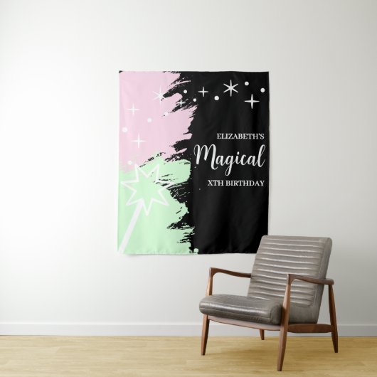 Magical Birthday Wandkleed (In situ)