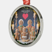 Magical Cinematic Gingerbread Family Wreath  Metalen Ornament (Links)