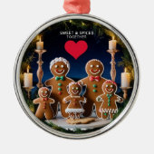 Magical Cinematic Gingerbread Family Wreath  Metalen Ornament (Voorkant)