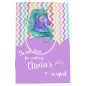 Magical Unicorn Chevron Pastel Kids Birthday Favor Medium Cadeauzakje (Voorkant)