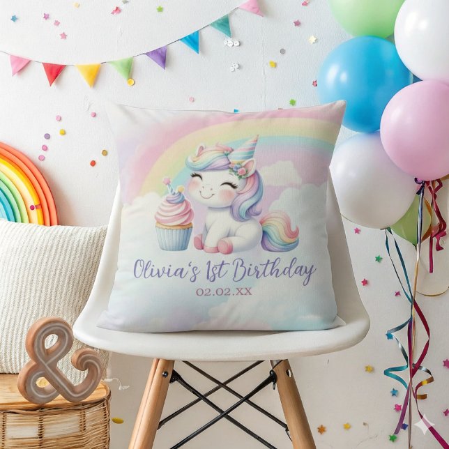 Magical Unicorn Rainbow Verjaardag Sierkussen (Creator heeft geüpload)