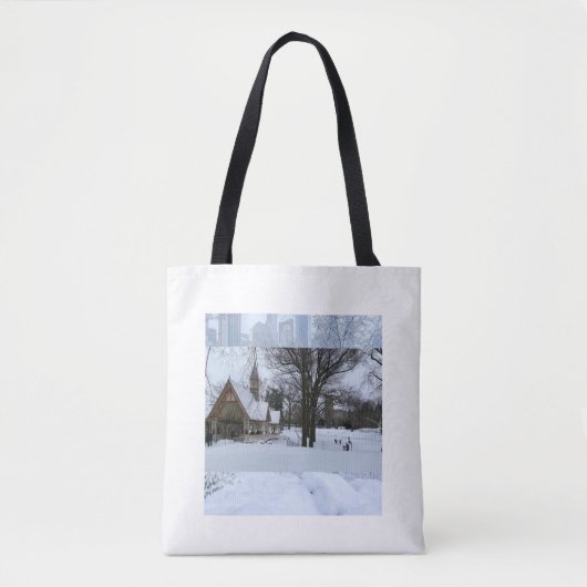 Magical Urban Snow Scene – Winter in the City Tote Bag (Voorkant)