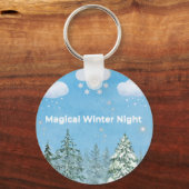 "Magical Winter Nights: Snow-Covered Trees & Shini Sleutelhanger (Achterkant)