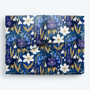 Magisch Blauw Geïllustreerde Lente Bloemen Cadeaupapier