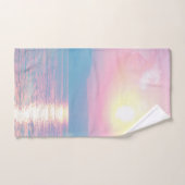Magisch landschap in roze zonsondergang bad handdoek (Handdoek)