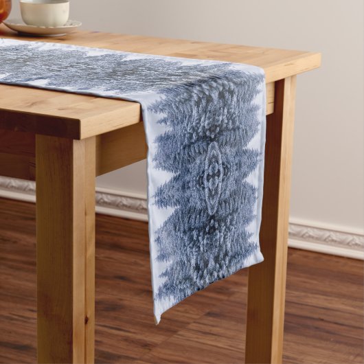 Magisch winterbos - blauw, seizoen korte tafelloper (Voorbeeld)