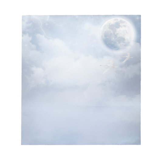 Magische blauwe hemel met vliegende zwemmen notitieblok (Voorkant)