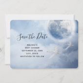 Magische blauwe hemel met vliegende zwemmen save the date (Voorkant)