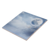 Magische blauwe hemel met vliegende zwemmen tegeltje (Zijkant)