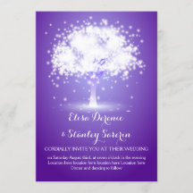 Magische boom, sprankelende lichten paarse bruilof