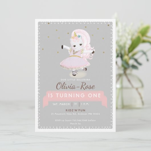 Magische dansende Unicorn Gold Girl 1e verjaardag Kaart (Staand voorkant)