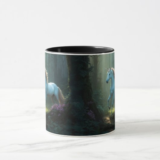 Magische eenhoorn in betoverd bos mok (Midden)